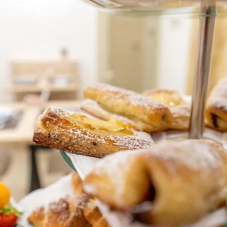 Mama Tita And Breakfast 4*